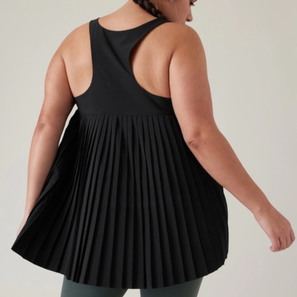 Athleta Swing Forward Tank in Solid Black size Large - Picture 2 of 11